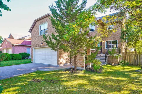 195 Delayne Dr, Aurora, ON L4G 5B8
