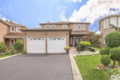 25 Pilkington Cres, Vaughan, ON L4J 7J5