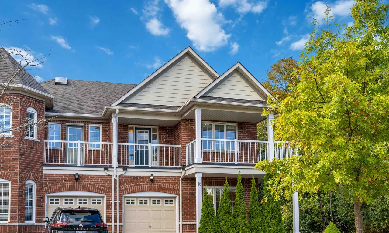 16 Lebovic Dr, Richmond Hill, ON L4E 5C6