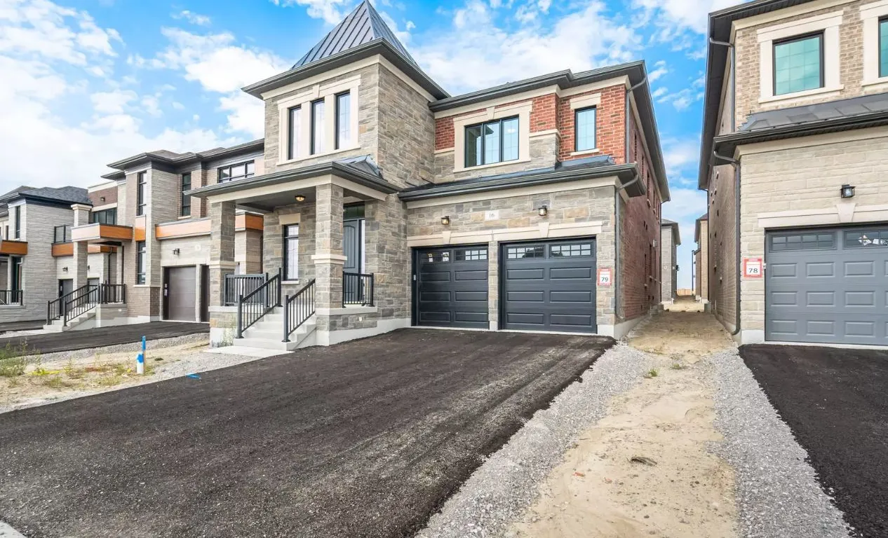 16 Pickford St, Vaughan, ON L3L 0H2