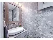 11 Raiford St, Aurora, ON L4G 6J2