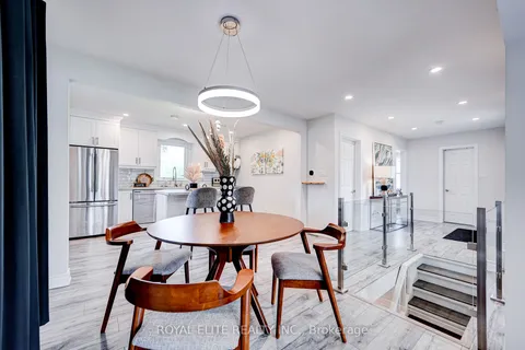 161 Church St, Richmond Hill, ON L4C 1W5