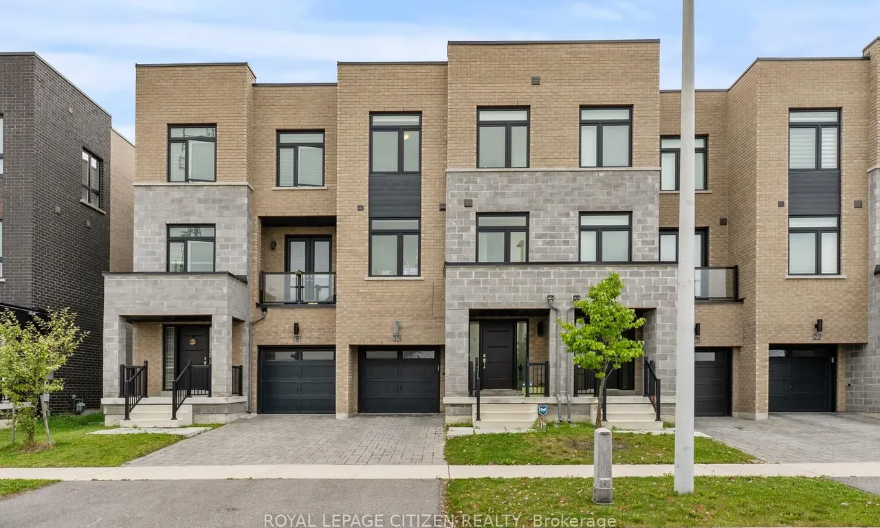 13 Gridiron Gate, Vaughan, ON L4H 4W8