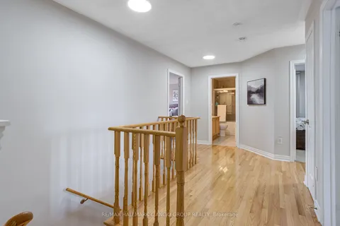 24 Linsmary Crt, Markham, ON L6E 1L2