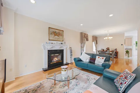 92 Oakhaven Dr, Markham, ON L6C 1X9