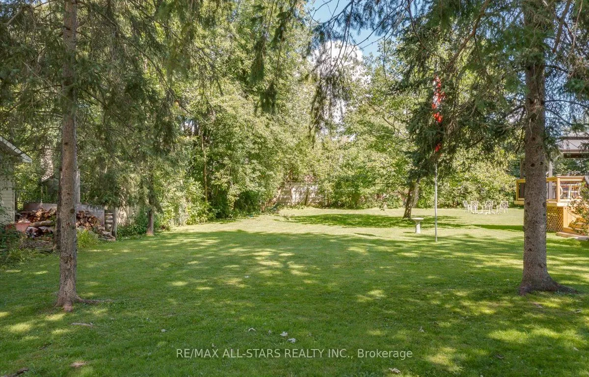 288 Woodycrest Ave, Georgina, ON L4P 2W2