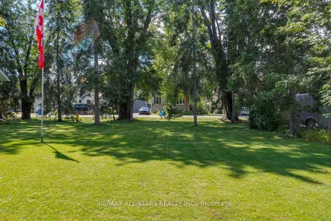 288 Woodycrest Ave, Georgina, ON L4P 2W2