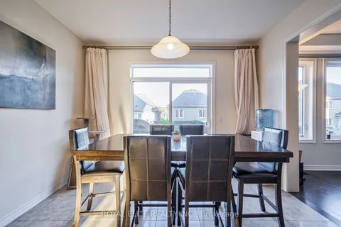 7 Goldeneye Dr, East Gwillimbury, ON L9N 0S6