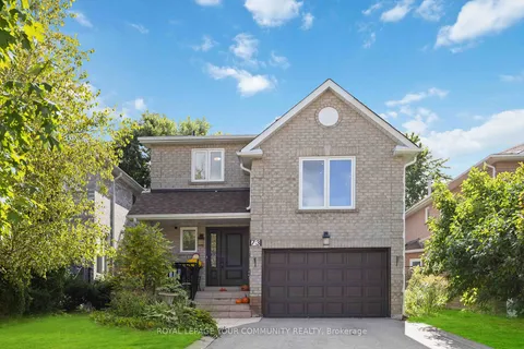 73 Buckhorn Ave, Richmond Hill, ON L4C 0G4