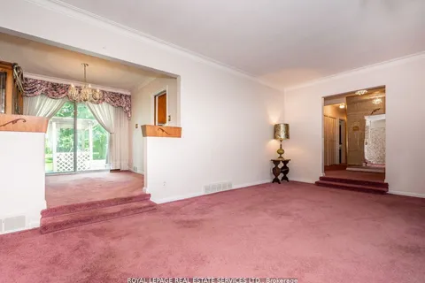 58 Sylvadene Pkwy, Vaughan, ON L4L 2M6