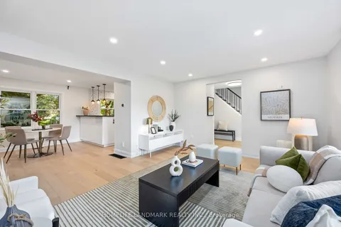 769 Sutherland Ave, Newmarket, ON L3Y 1E9