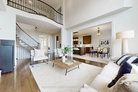 32 Vines Pl, Aurora, ON L4G 0R7