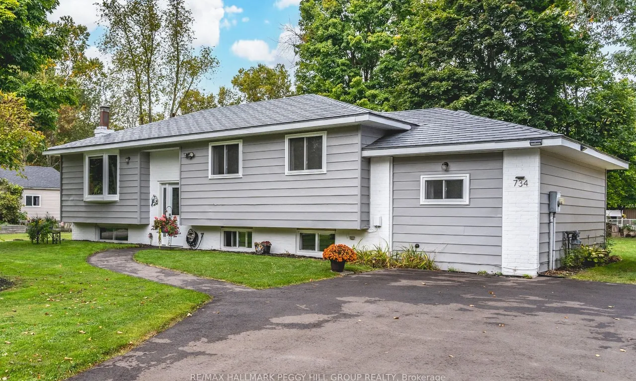 734 James St, Innisfil, ON L9S 2G6