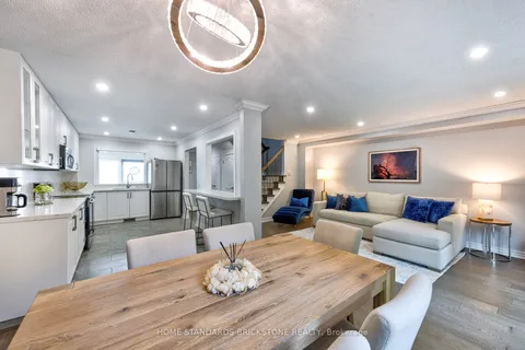 170 Greenbelt Cres, Richmond Hill, ON L4C 5R8