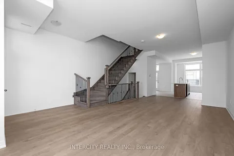 19 Alan Francis Lane, Markham, ON L6C 3B5