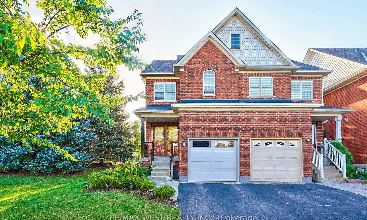 32 Pascoe Dr, Markham, ON L6B 1C4