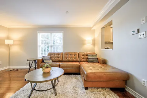 32 Pascoe Dr, Markham, ON L6B 1C4