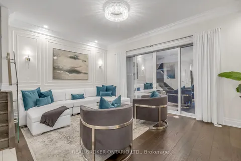 869 Clark Ave, Vaughan, ON L4J 0K6