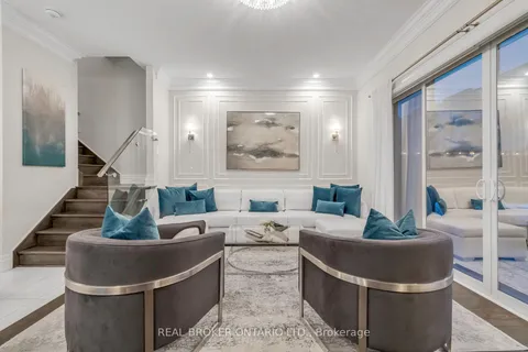 869 Clark Ave, Vaughan, ON L4J 0K6