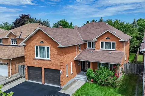 14 Lynngrove Cres, Richmond Hill, ON L4B 2B9