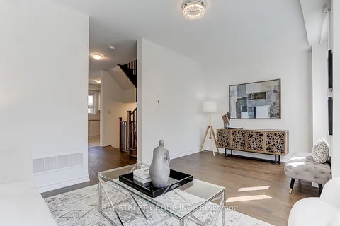76 Chicago Lane, Markham, ON L6E 0V6