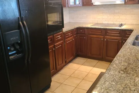 12 Arrowhead Dr, Vaughan, ON L4L 4A5
