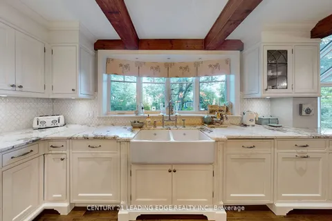 23 Walnut Glen Pl, Markham, ON L6C 1A3