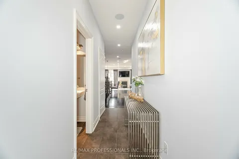 8 Andretti Cres, Brampton, ON L6X 5G7