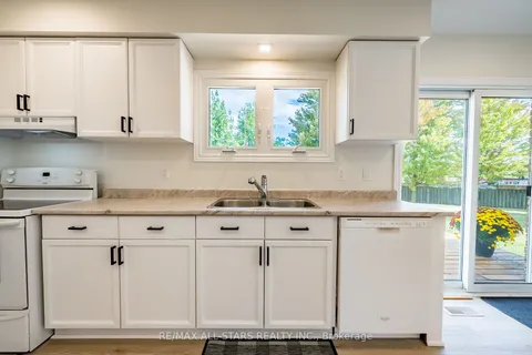 14 Kirton Crt, Uxbridge, ON L9P 1R1