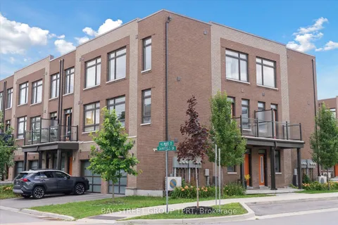 2 Allward St, Vaughan, ON L4L 0M1