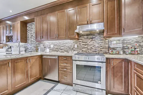 50 Guery Cres, Vaughan, ON L4L 9P5
