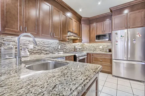 50 Guery Cres, Vaughan, ON L4L 9P5
