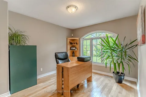 2320 7th Line, Innisfil, ON L9S 4H5
