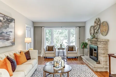 63 DRAKEFIELD Rd, Markham, ON L3P 1G8