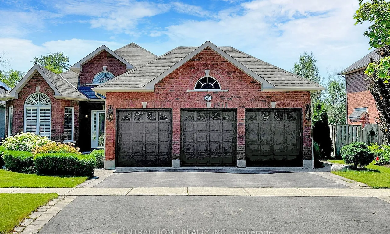 49 Ferncroft Dr, Georgina, ON L4P 4B8