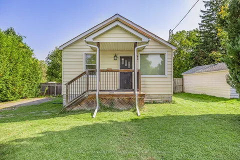 241 Muriel St, Newmarket, ON L3Y 3N2