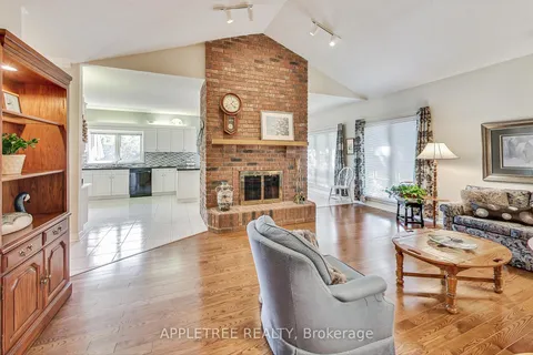 57 Carmichael Cres, King, ON L7B 1B5