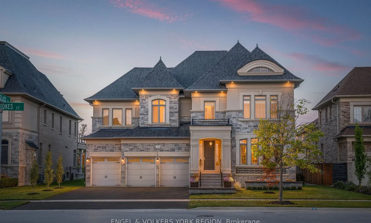 24 James Stokes Crt, King, ON L7B 1L6