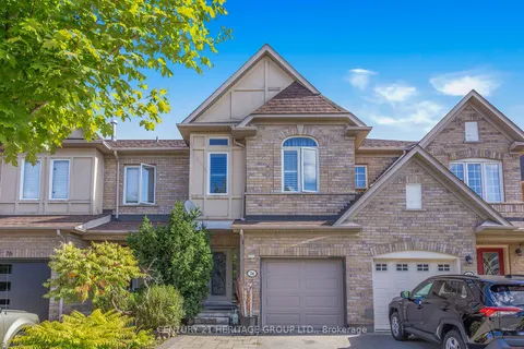 74 Lander Cres, Vaughan, ON L4J 8T8