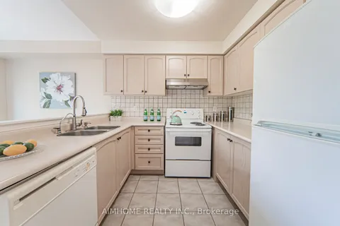315 Flagstone Way, Newmarket, ON L3X 2R8