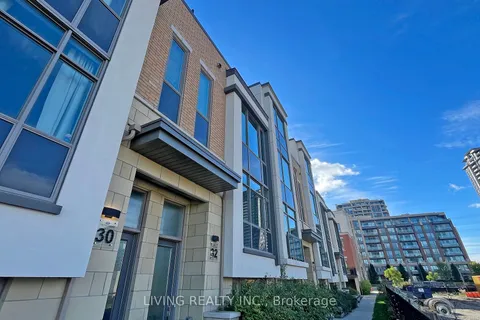 32 Teasel Way, Markham, ON L3R 9S3