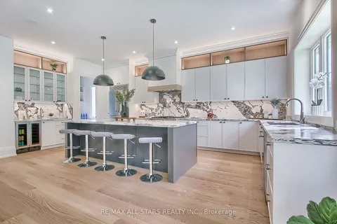 27088 Kennedy Rd, Georgina, ON L0E 1S0