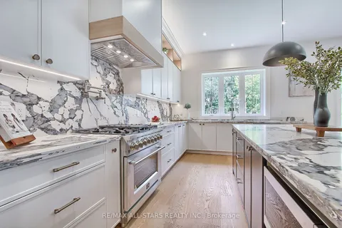 27088 Kennedy Rd, Georgina, ON L0E 1S0