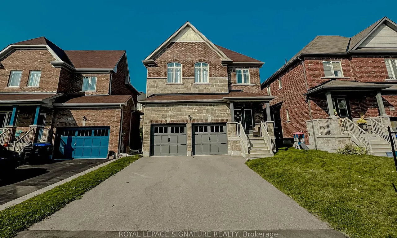 1268 Bardeau St, Innisfil, ON L9S 0K2