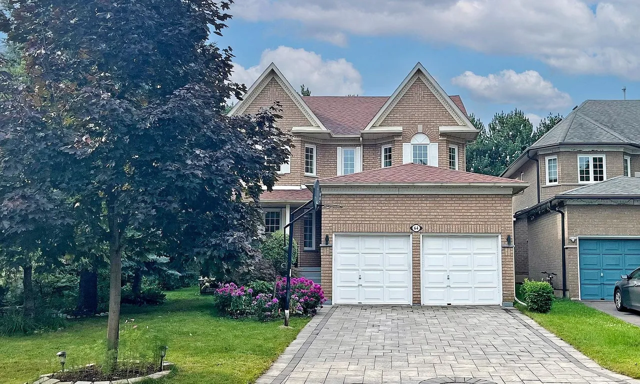 64 Bradgate Dr, Markham, ON L3T 7L9