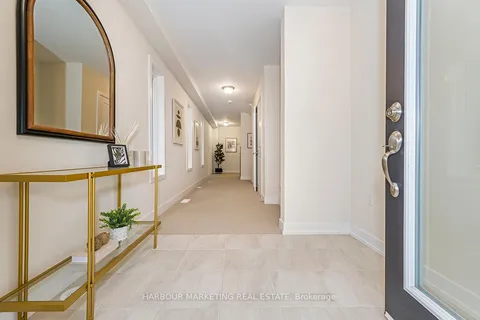 126 Credit Lane, Richmond Hill, ON L4E 1G9