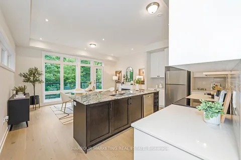 126 Credit Lane, Richmond Hill, ON L4E 1G9