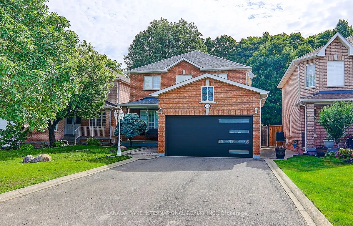 33 Campania Crt, Vaughan, ON L4H 1G4