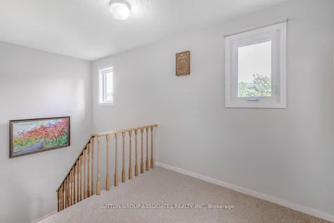 91 Eleanor Circ, Richmond Hill, ON L4C 6K6