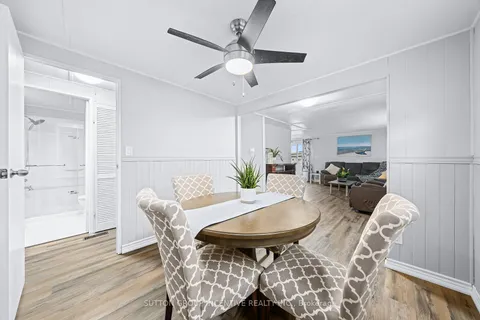 20 Weeping Willow Dr, Innisfil, ON L9S 1R6